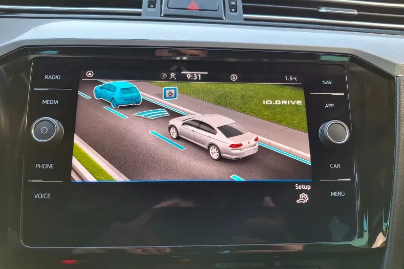 Volkswagen Passat din 2021 cu 75.132 km - oferta VOL195536 - foto 18