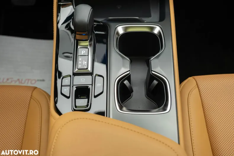 Lexus Seria NX din 2025 cu 10 km - oferta LEX195539 - foto 24