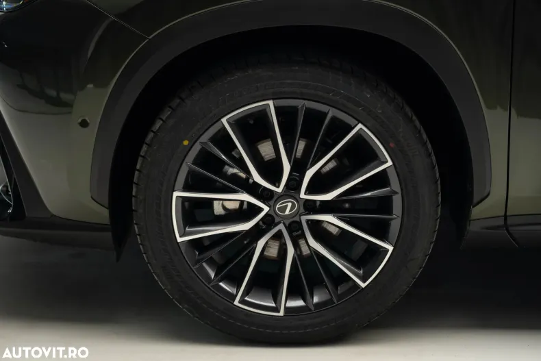 Lexus Seria NX din 2025 cu 10 km - oferta LEX195539 - foto 37
