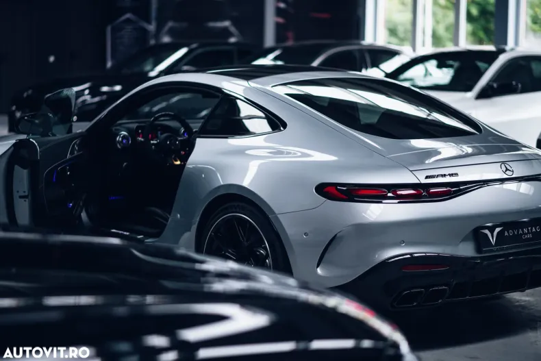 Mercedes-Benz AMG GT (Clasa GT) din 2024 cu 7.100 km - oferta MER195542 - foto 6