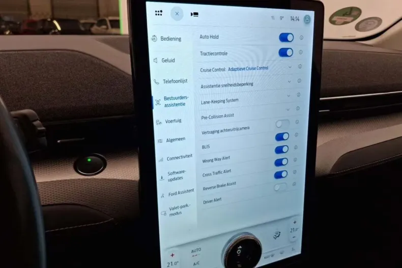 Ford Mustang Mach-E din 2021 cu 100.000 km - oferta FOR195548 - foto 8