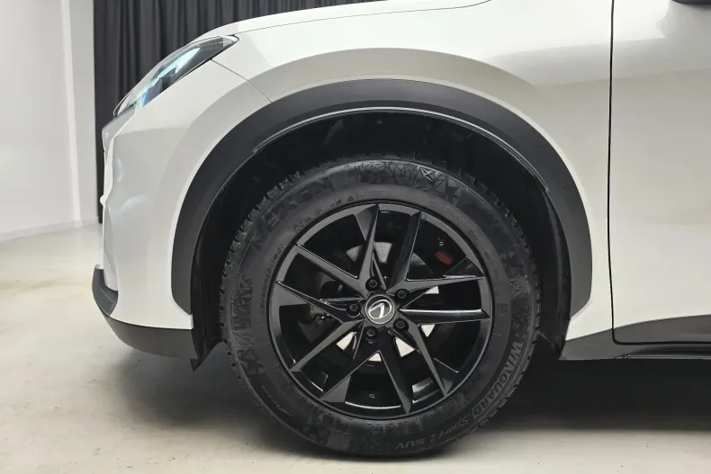 Lexus LBX din 2024 cu 25.000 km - oferta LEX195555 - foto 5