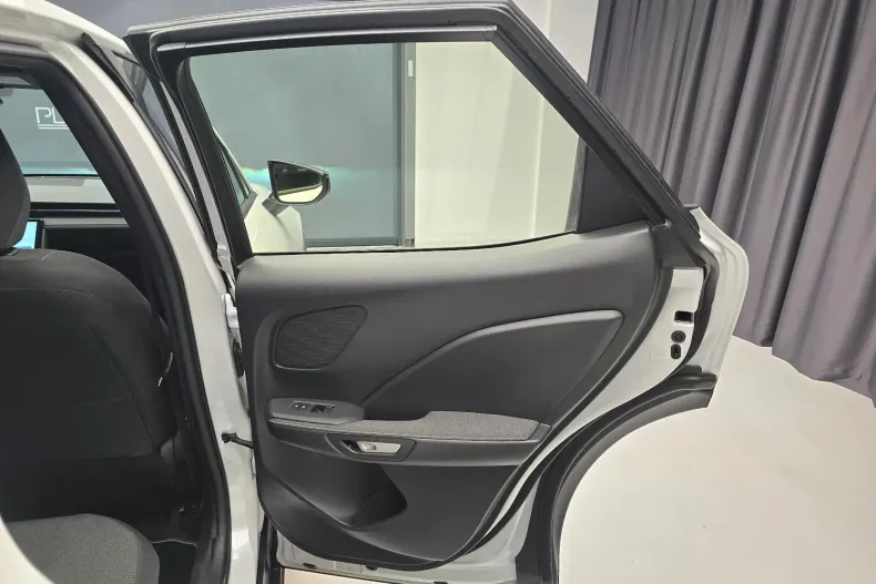 Lexus LBX din 2024 cu 25.000 km - oferta LEX195555 - foto 20