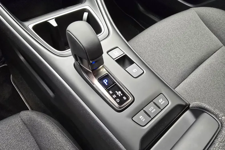 Lexus LBX din 2024 cu 25.000 km - oferta LEX195555 - foto 30