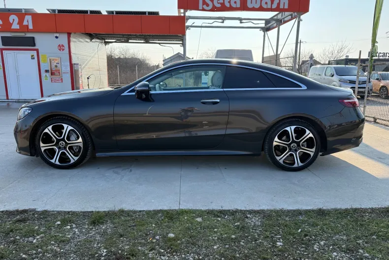 Mercedes-Benz E din 2023 cu 65.804 km - oferta MER195561 - foto 9