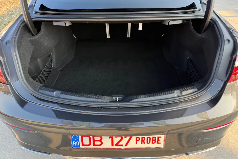 Mercedes-Benz E din 2023 cu 65.804 km - oferta MER195561 - foto 21