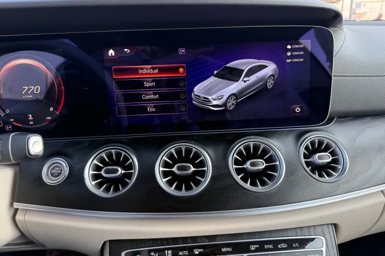 Mercedes-Benz E din 2023 cu 65.804 km - oferta MER195561 - foto 36