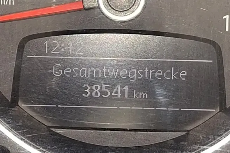 Volkswagen up! din 2022 cu 38.541 km - oferta VOL195563 - foto 10