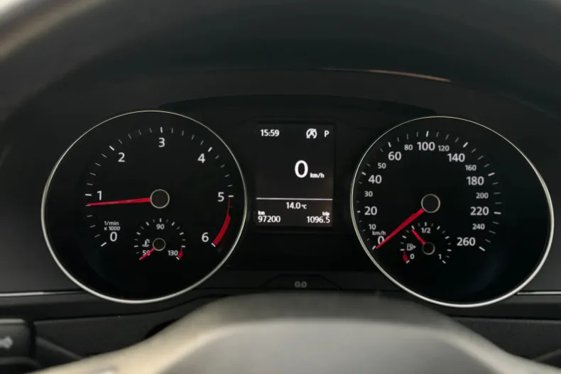 Volkswagen Passat din 2020 cu 97.000 km - oferta VOL195566 - foto 10