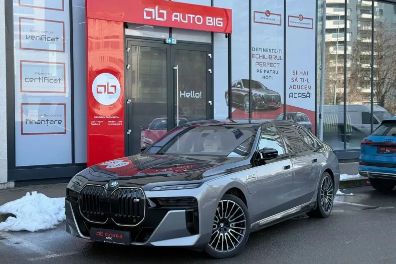 BMW M7 (Seria 7) din 2025 cu 34.415 km - oferta BMW195567 - foto 1