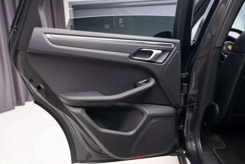 Porsche Macan din 2021 cu 65.912 km - oferta POR195572 - foto 23