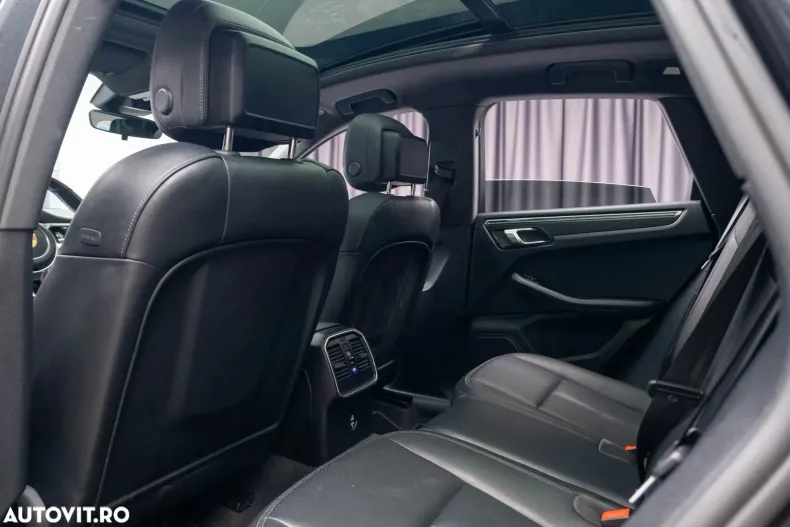 Porsche Macan din 2021 cu 65.912 km - oferta POR195572 - foto 24