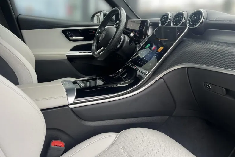 Mercedes-Benz GLC din 2024 cu 40.584 km - oferta MER195573 - foto 13