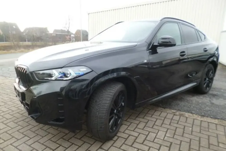 BMW X6 (Seria X) din 2024 cu 42.900 km - oferta BMW195587 - foto 1