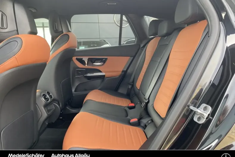 Mercedes-Benz GLC 220 (Clasa GLC) din 2025 cu 23.064 km - oferta MER195588 - foto 12