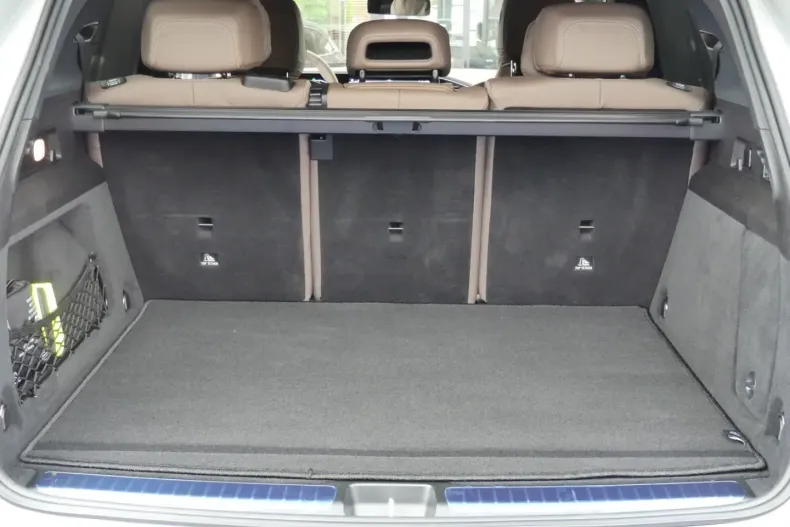 Mercedes-Benz GLE 63 AMG (Clasa GLE) din 2025 cu 13.890 km - oferta MER195590 - foto 11