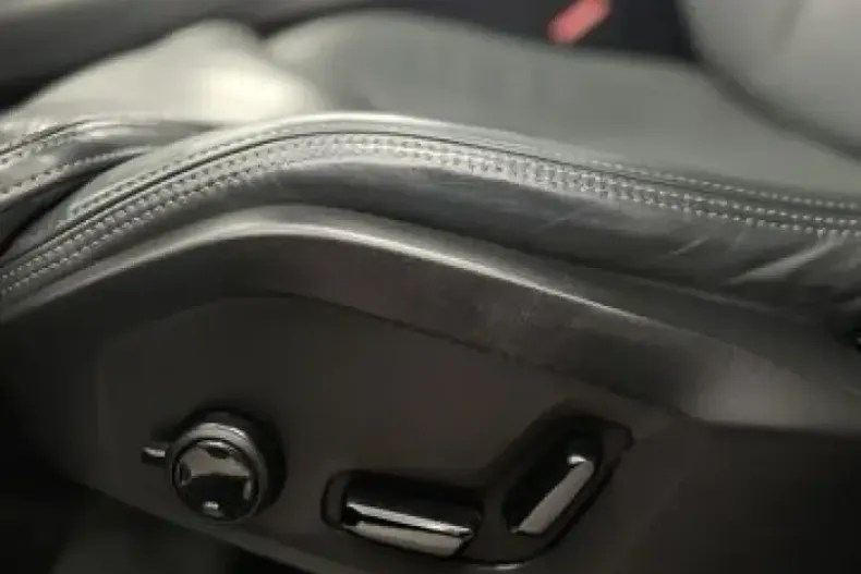 Volvo XC90 din 2021 cu 93.065 km - oferta VOL195593 - foto 13