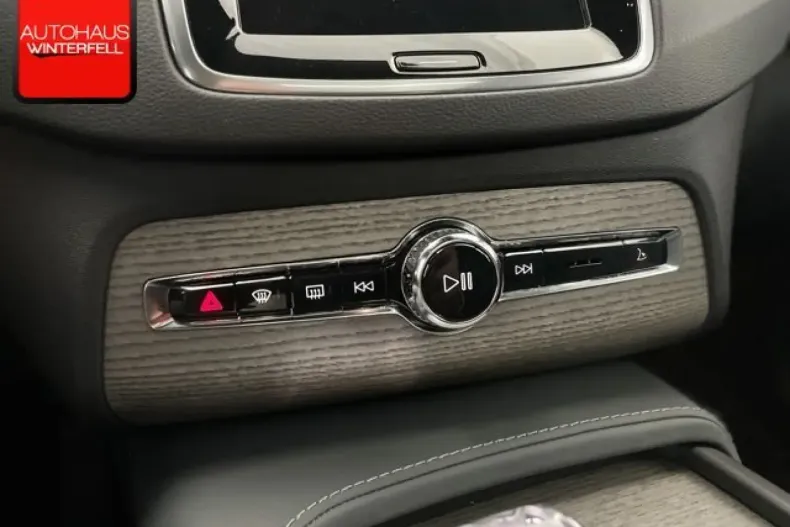 Volvo XC90 din 2021 cu 93.065 km - oferta VOL195593 - foto 35