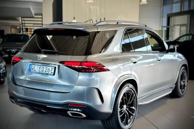 Mercedes-Benz GLE 400 (Clasa GLE) din 2025 cu 22.900 km - oferta MER195602 - foto 4