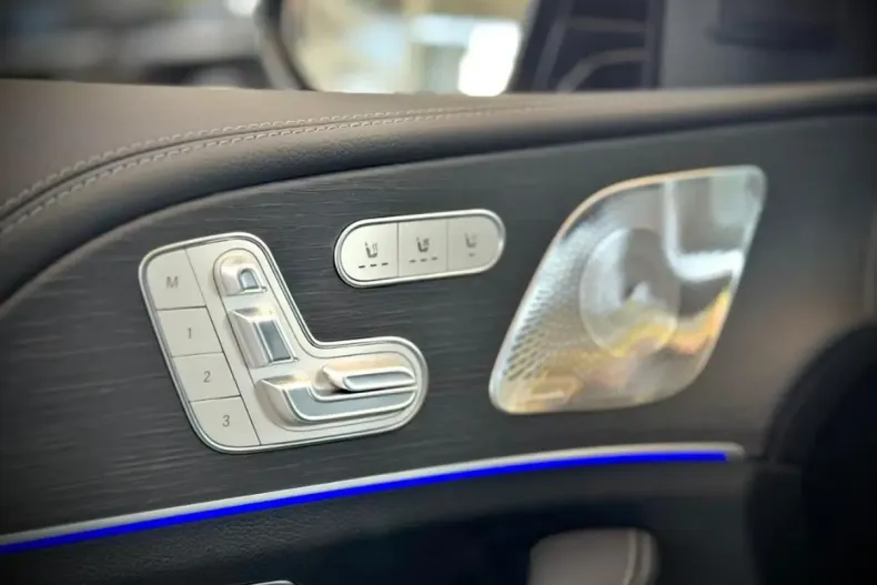 Mercedes-Benz GLE 400 (Clasa GLE) din 2025 cu 22.900 km - oferta MER195602 - foto 10