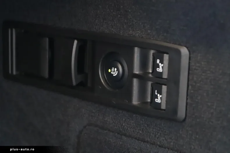 BMW iX din 2022 cu 74.500 km - oferta BMW195603 - foto 18