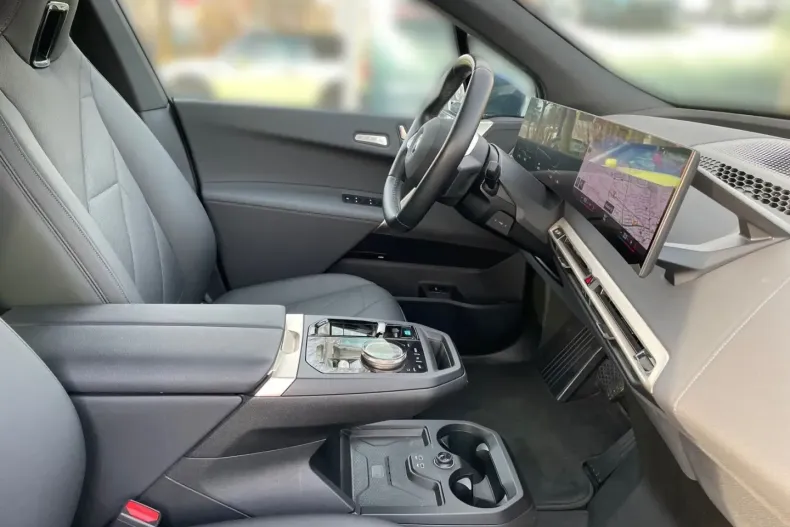 BMW iX din 2022 cu 42.100 km - oferta BMW195606 - foto 3