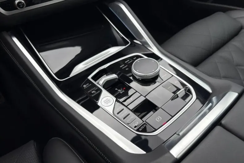 BMW X6 (Seria X) din 2024 cu 38.325 km - oferta BMW195609 - foto 7