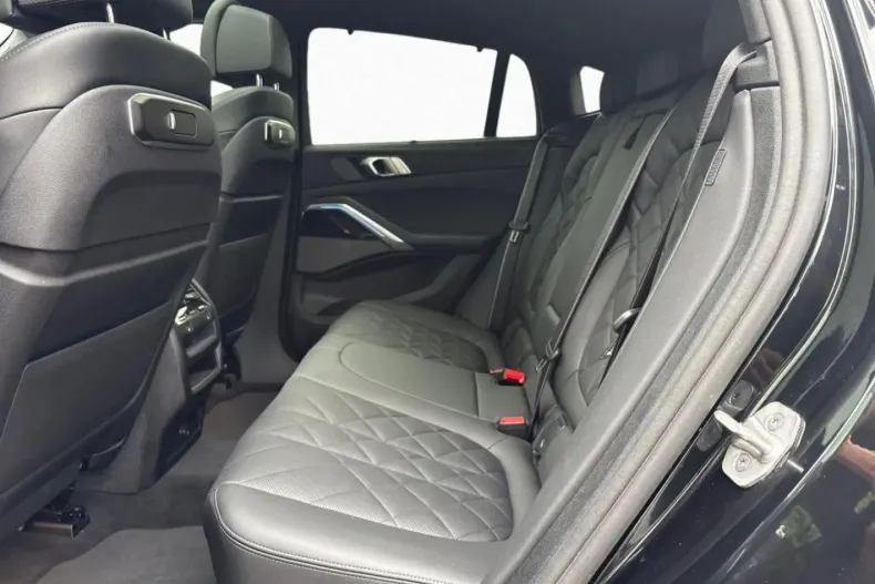 BMW X6 (Seria X) din 2024 cu 38.325 km - oferta BMW195609 - foto 11