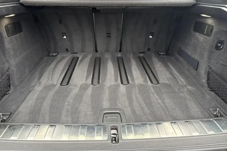 BMW X6 (Seria X) din 2024 cu 38.325 km - oferta BMW195609 - foto 12