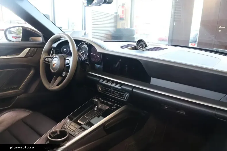 Porsche 992 din 2022 cu 9.361 km - oferta POR195618 - foto 9