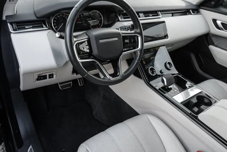 Land Rover Range Rover Velar din 2024 cu 28.784 km - oferta LAN195621 - foto 2