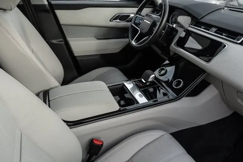 Land Rover Range Rover Velar din 2024 cu 28.784 km - oferta LAN195621 - foto 9