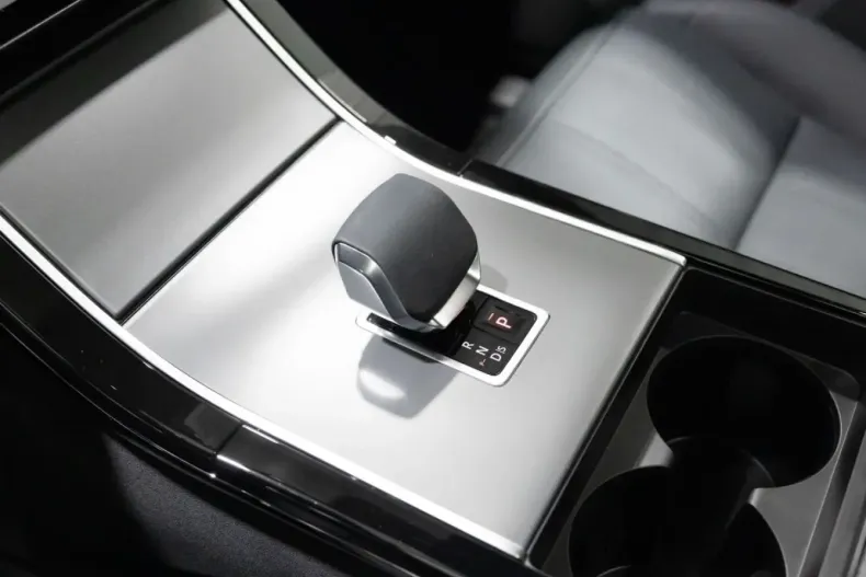 Land Rover Range Rover Velar din 2024 cu 32.500 km - oferta LAN195623 - foto 26