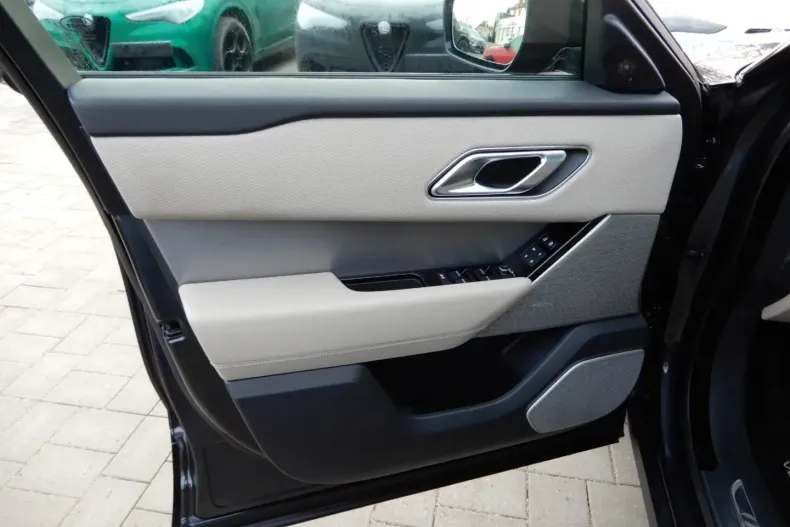 Land Rover Range Rover Velar din 2022 cu 67.000 km - oferta LAN195626 - foto 9