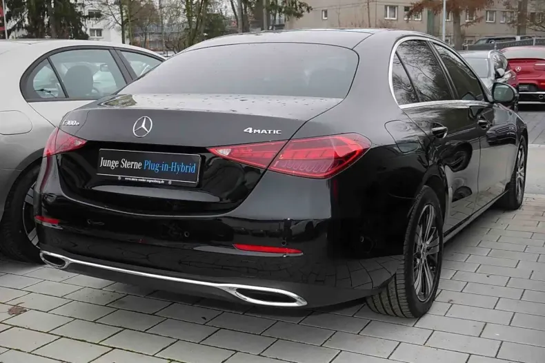 Mercedes-Benz C 300 (Clasa C) din 2024 cu 13.475 km - oferta MER195632 - foto 4