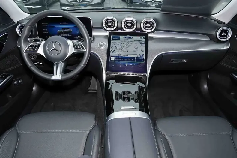 Mercedes-Benz C 300 (Clasa C) din 2024 cu 13.475 km - oferta MER195632 - foto 8