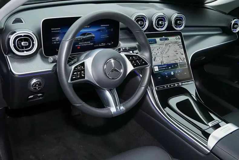 Mercedes-Benz C 300 (Clasa C) din 2024 cu 13.475 km - oferta MER195632 - foto 9