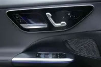 Mercedes-Benz C 300 (Clasa C) din 2024 cu 13.475 km - oferta MER195632 - foto 12