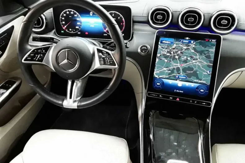 Mercedes-Benz C 220 (Clasa C) din 2023 cu 47.648 km - oferta MER195633 - foto 4