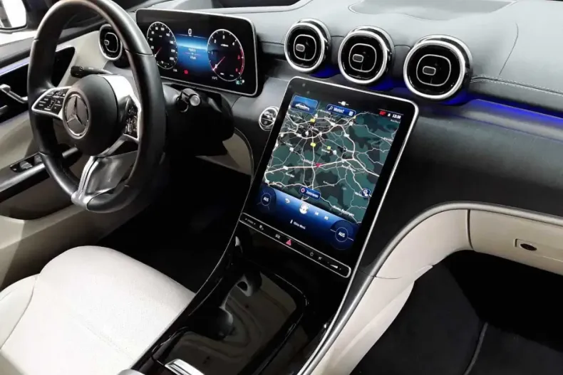 Mercedes-Benz C 220 (Clasa C) din 2023 cu 47.648 km - oferta MER195633 - foto 11