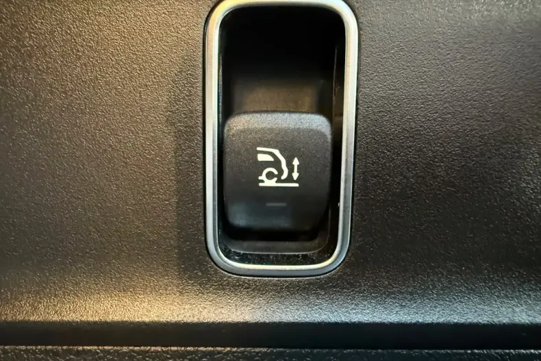 Mercedes-Benz GLE 63 AMG (Clasa GLE) din 2023 cu 74.550 km - oferta MER195638 - foto 14