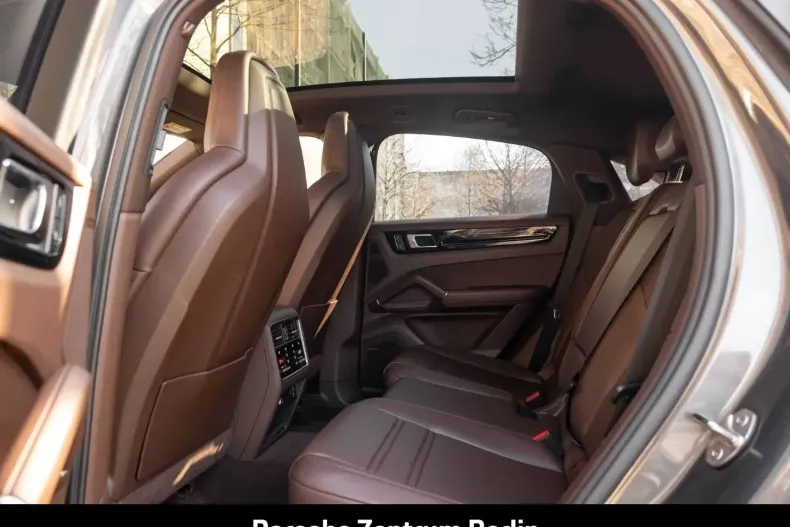Porsche Cayenne din 2022 cu 32.359 km - oferta POR195639 - foto 7