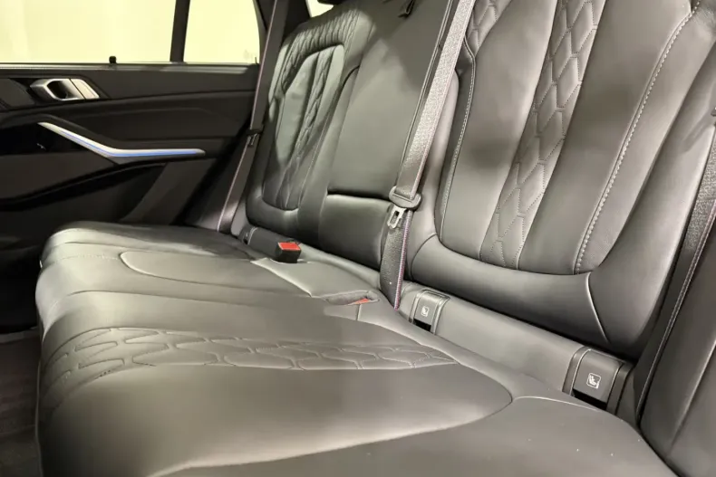 BMW X5 (Seria X) din 2025 cu 4.100 km - oferta BMW195643 - foto 16