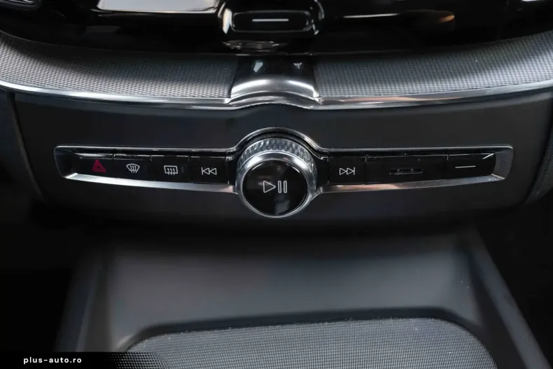 Volvo XC60 din 2022 cu 131.599 km - oferta VOL195646 - foto 36