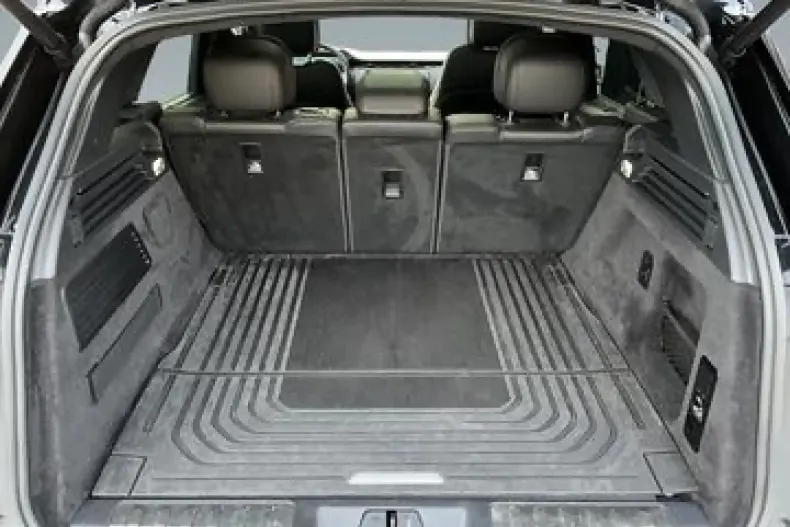 Land Rover Range Rover Sport din 2024 cu 49.567 km - oferta LAN195647 - foto 24