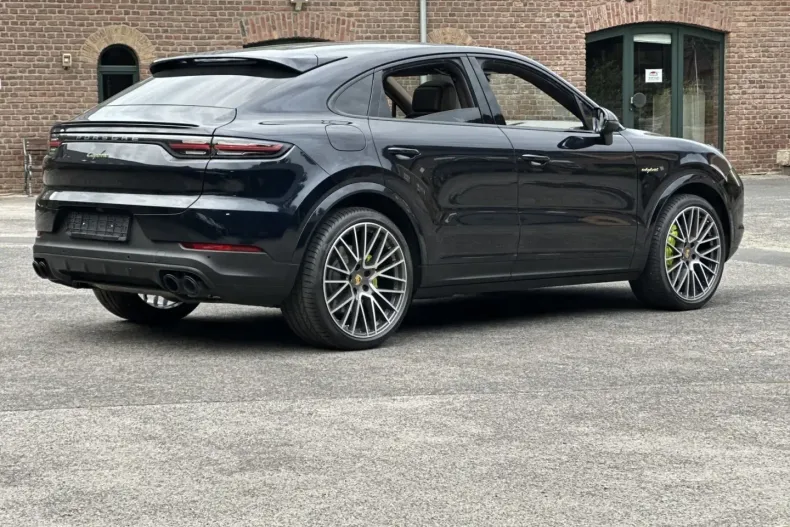 Porsche Cayenne din 2022 cu 34.900 km - oferta POR195649 - foto 4
