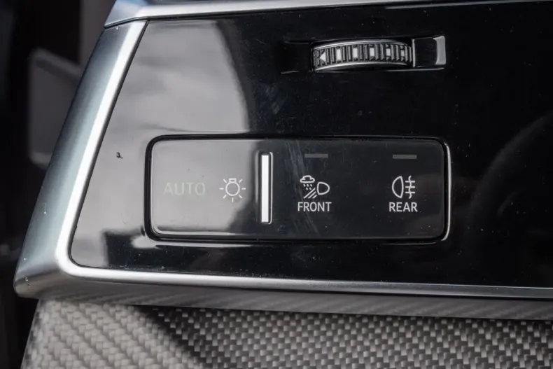 Audi RSQ8 din 2021 cu 75.670 km - oferta AUD195653 - foto 18