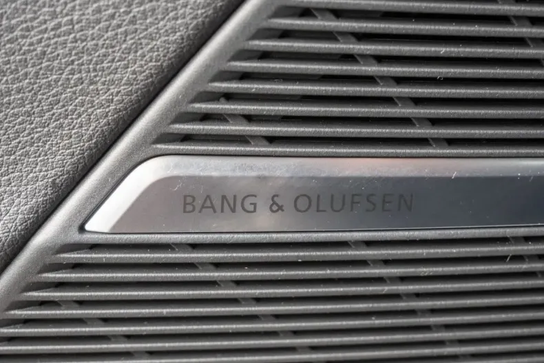 Audi RSQ8 din 2021 cu 75.670 km - oferta AUD195653 - foto 19