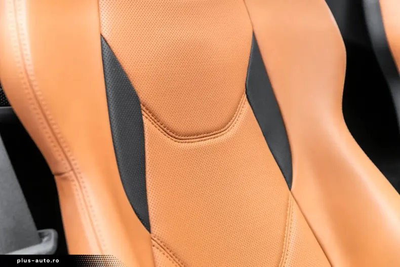 Ferrari 296 GTS din 2023 cu 10.200 km - oferta FER195654 - foto 34