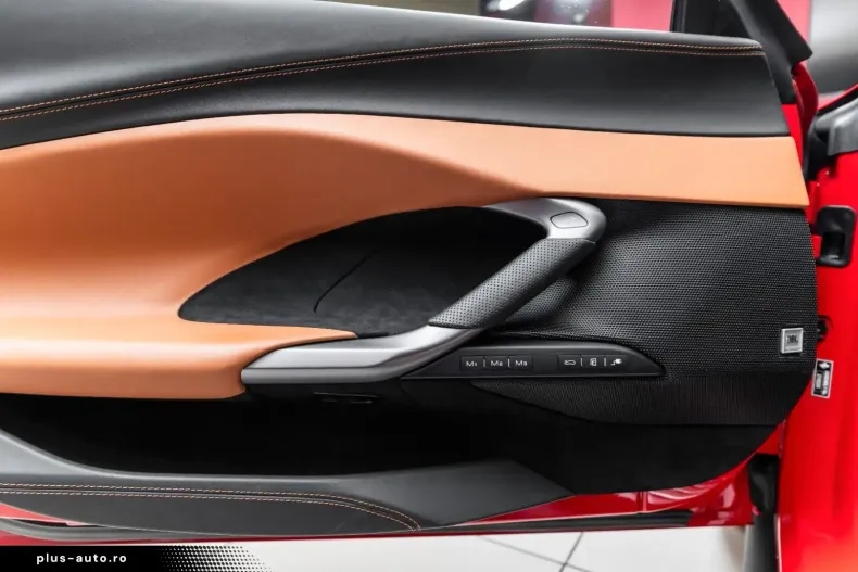 Ferrari 296 GTS din 2023 cu 10.200 km - oferta FER195654 - foto 36